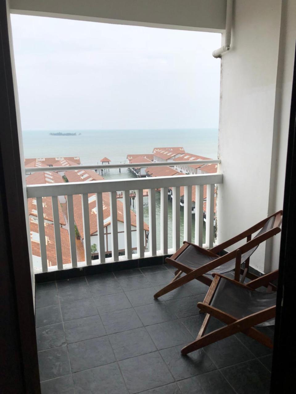 Private Water Chalet Port Dickson Kültér fotó